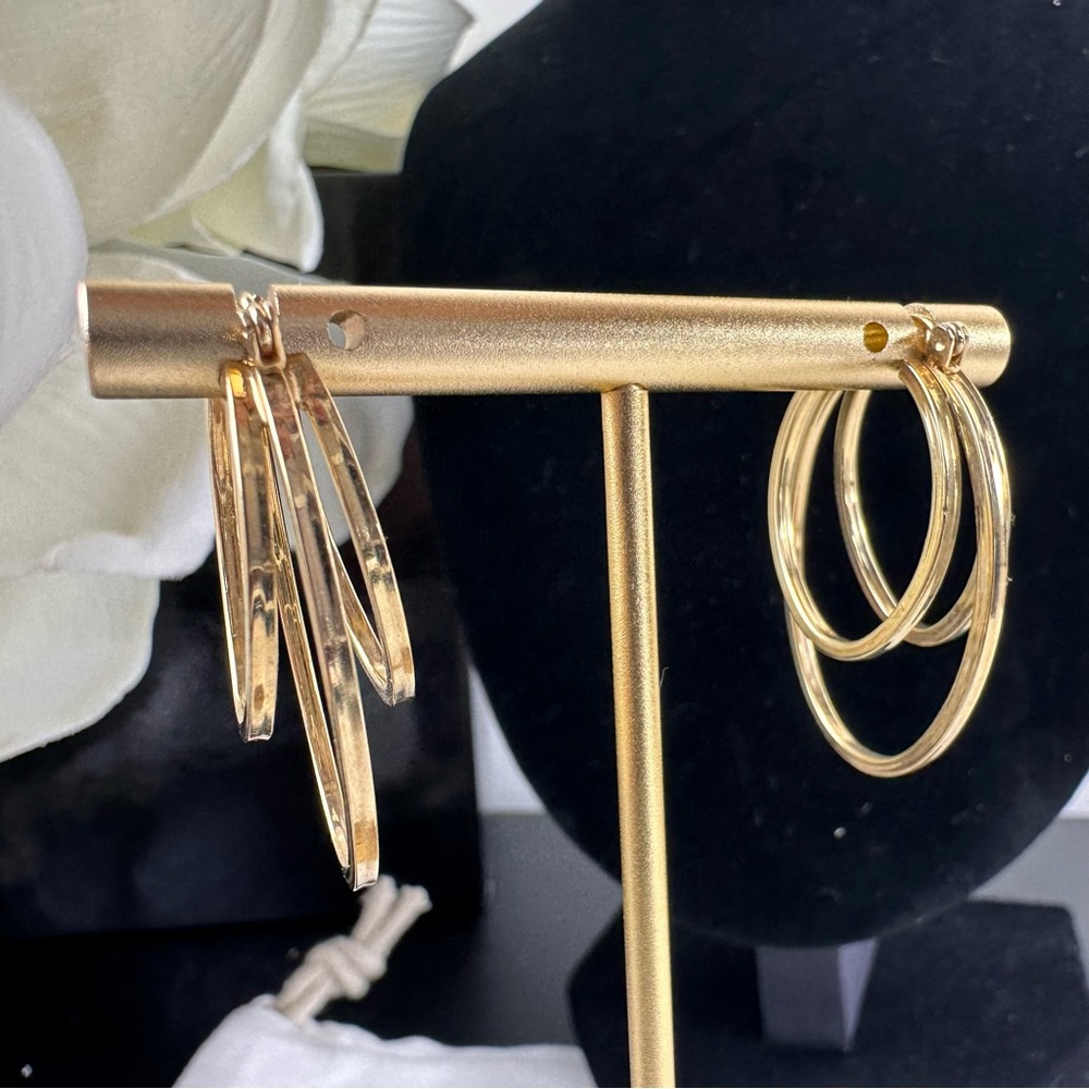 EA58 Gold triple hoop earrings